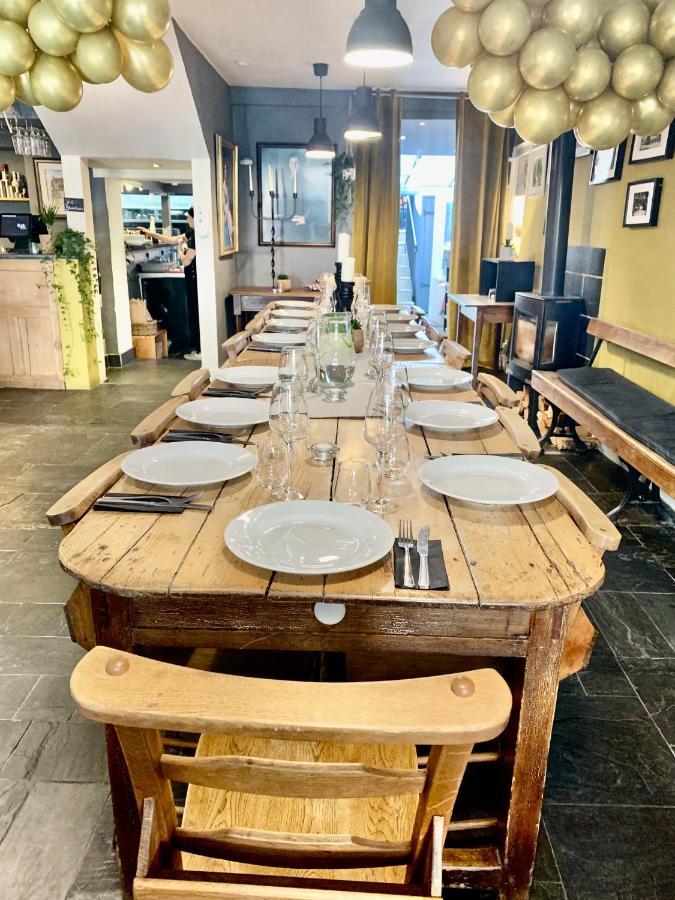 Blas At Fronlas Cafe - The Heart Of Newport Νιούπορτ Εξωτερικό φωτογραφία
